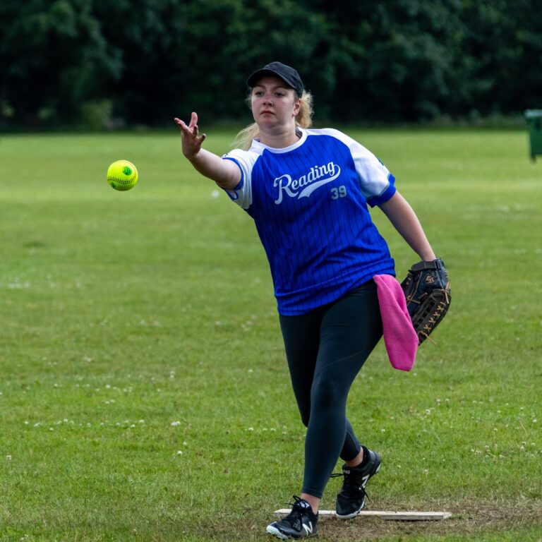 Reading Softball Club - What is Softball?